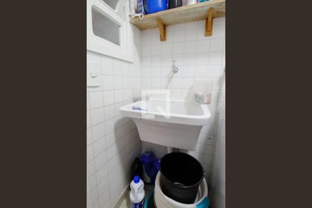 Casa de condomínio para alugar com 340m², 3 quartos e 3 vagasÁrea de Serviço 1 