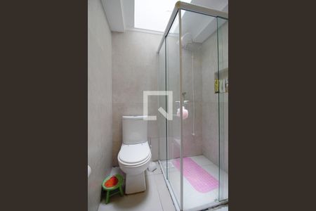 Casa de condomínio para alugar com 340m², 3 quartos e 3 vagasBanheiro da Suíte 1 