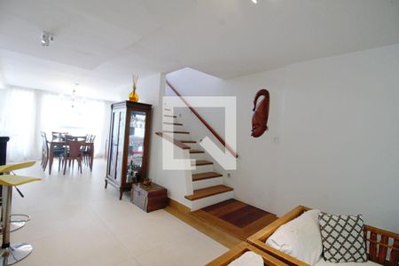 Sala 2  de casa de condomínio para alugar com 3 quartos, 340m² em Vila Prel, São Paulo