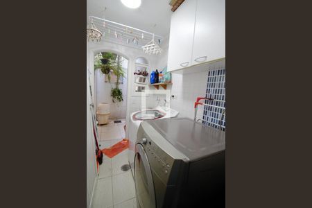 Casa de condomínio para alugar com 340m², 3 quartos e 3 vagasÁrea de Serviço 1 