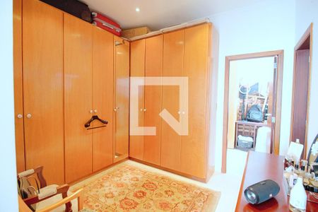 Casa de condomínio para alugar com 340m², 3 quartos e 3 vagasSuíte 3 