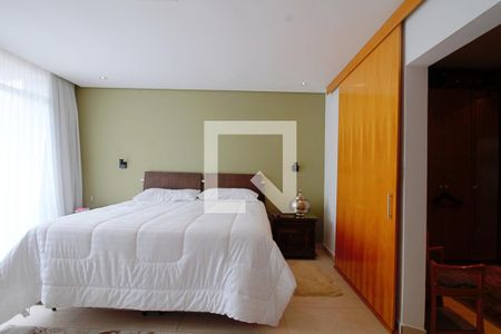 Casa de condomínio para alugar com 340m², 3 quartos e 3 vagasSuíte 3 