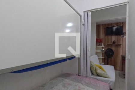 Quarto 2 de apartamento para alugar com 2 quartos, 29m² em José Menino, Santos