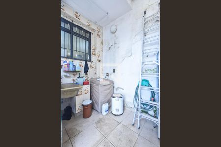 Casa à venda com 162m², 3 quartos e 3 vagasLavanderia