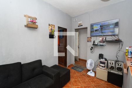 Sala de casa à venda com 4 quartos, 100m² em Industrial, Contagem