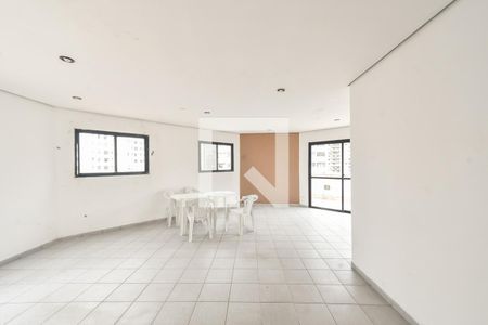 Apartamento para alugar com 32m², 1 quarto e 1 vaga Apartamento para alugar com 32m², 1 quarto e 1 vagaÁrea comum - Salão de festas