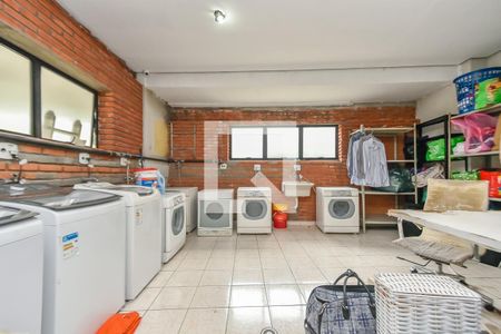 Apartamento para alugar com 32m², 1 quarto e 1 vaga Apartamento para alugar com 32m², 1 quarto e 1 vagaÁrea comum - Lavanderia