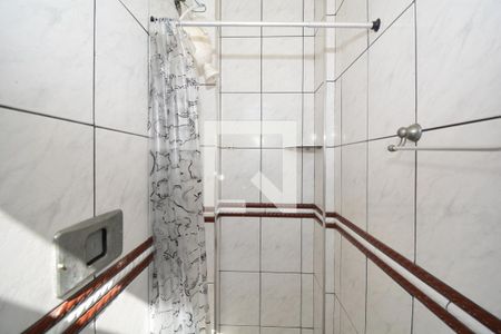 Apartamento à venda com 80m², 2 quartos e 2 vagasBanheiro de Serviço