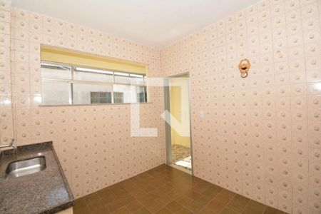 Apartamento à venda com 80m², 2 quartos e 2 vagasCozinha