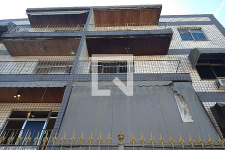 Apartamento à venda com 80m², 2 quartos e 2 vagas Apartamento à venda com 80m², 2 quartos e 2 vagasFachada do Prédio