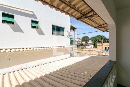 Varanda de casa para alugar com 2 quartos, 200m² em Goiânia, Belo Horizonte