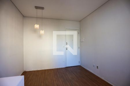 Sala  de apartamento para alugar com 2 quartos, 47m² em Jardim Petrópolis, Cotia