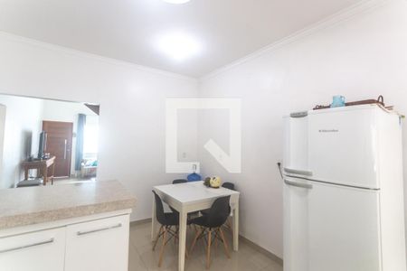 Casa à venda com 280m², 3 quartos e 4 vagas Casa à venda com 280m², 3 quartos e 4 vagasCozinha