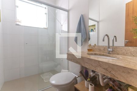 Casa à venda com 280m², 3 quartos e 4 vagas Casa à venda com 280m², 3 quartos e 4 vagasBanheiro social