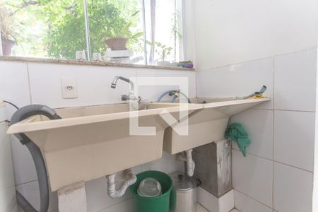 Casa à venda com 280m², 3 quartos e 4 vagas Casa à venda com 280m², 3 quartos e 4 vagasÁrea de serviço