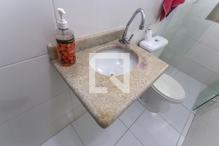 Casa à venda com 280m², 3 quartos e 4 vagas Casa à venda com 280m², 3 quartos e 4 vagasBanheiro social - edícula