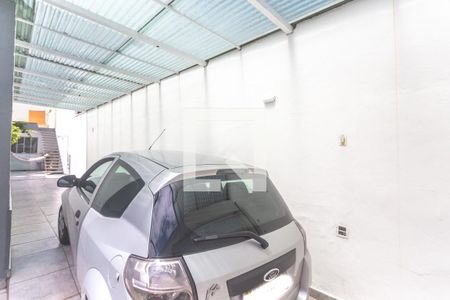 Casa à venda com 280m², 3 quartos e 4 vagas Casa à venda com 280m², 3 quartos e 4 vagasGaragem