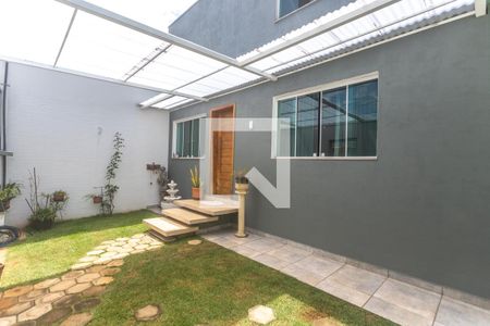 Casa à venda com 280m², 3 quartos e 4 vagas Casa à venda com 280m², 3 quartos e 4 vagasHall de entrada