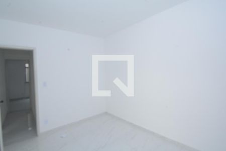 Quarto 1 de apartamento à venda com 2 quartos, 70m² em Cordovil, Rio de Janeiro