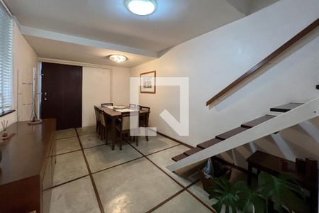 Sala de casa para alugar com 3 quartos, 150m² em Vila Anglo Brasileira, São Paulo