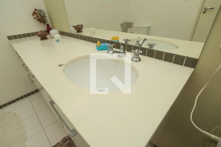 Casa para alugar com 150m², 3 quartos e 1 vagaBanheiro Social