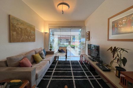 Sala de casa para alugar com 3 quartos, 150m² em Vila Anglo Brasileira, São Paulo