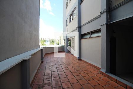 Apartamento à venda com 73m², 2 quartos e sem vagaÁrea comum
