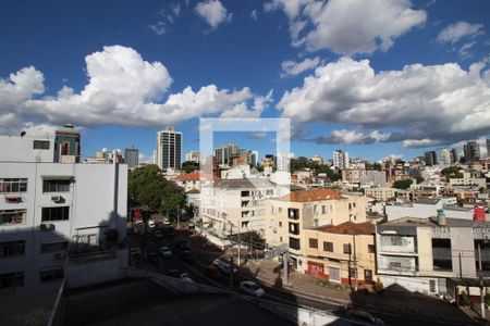 Apartamento à venda com 73m², 2 quartos e sem vagaVista