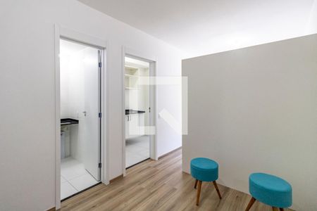 Sala de kitnet/studio para alugar com 1 quarto, 27m² em Vila Dom Pedro I, São Paulo