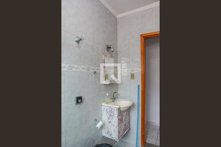 Casa à venda com 153m², 2 quartos e 2 vagasBanheiro