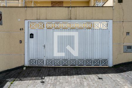 Casa à venda com 109m², 2 quartos e 2 vagasFachada