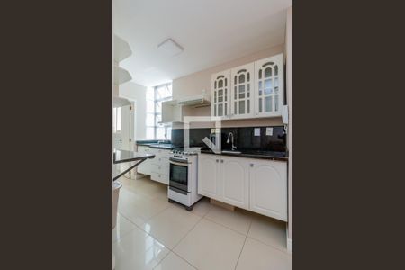 Apartamento à venda com 82m², 2 quartos e sem vagaCozinha