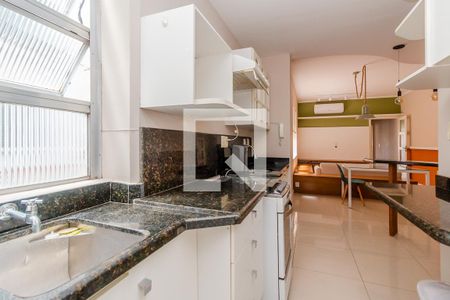 Apartamento à venda com 82m², 2 quartos e sem vagaCozinha