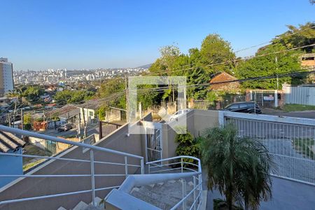 Casa à venda com 330m², 4 quartos e 3 vagasVista