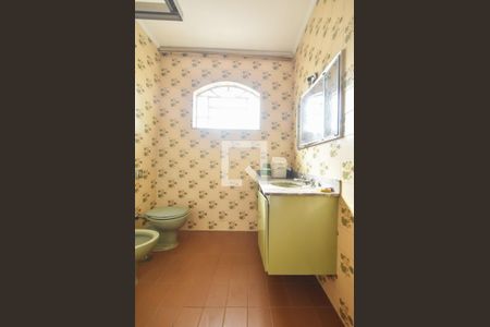 Casa à venda com 150m², 3 quartos e 2 vagasBanheiro Suíte 01