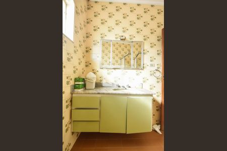 Casa à venda com 150m², 3 quartos e 2 vagasBanheiro Suíte 01