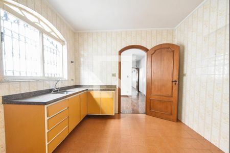 Casa à venda com 150m², 3 quartos e 2 vagasCozinha 