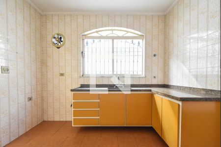 Casa à venda com 150m², 3 quartos e 2 vagasCozinha 