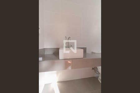 Banheiro da suíte 1 de apartamento à venda com 3 quartos, 102m² em Castelo, Belo Horizonte