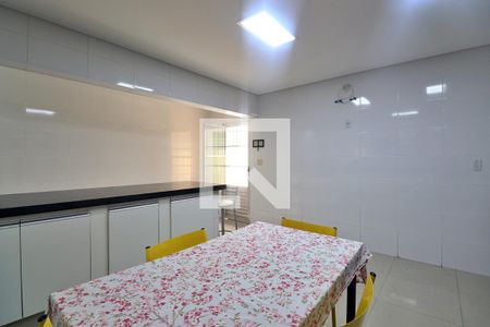 Casa à venda com 184m², 3 quartos e 4 vagasCozinha