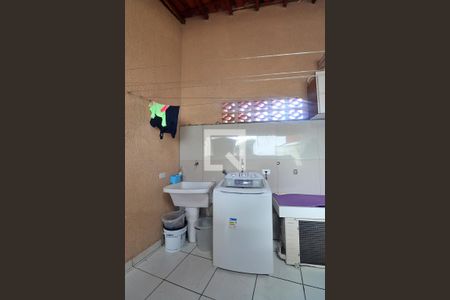 Casa à venda com 184m², 3 quartos e 4 vagasÁrea de Serviço