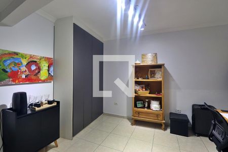 Casa à venda com 184m², 3 quartos e 4 vagasQuarto 2 - Suíte 2