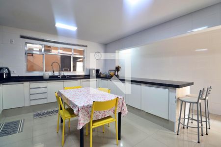 Casa à venda com 184m², 3 quartos e 4 vagasCozinha