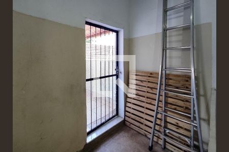 Apartamento à venda com 49m², 2 quartos e sem vaga Apartamento à venda com 49m², 2 quartos e sem vagaEntrada