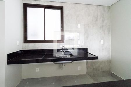 Apartamento à venda com 102m², 4 quartos e 2 vagasCozinha