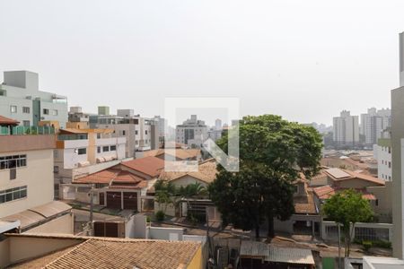 Apartamento à venda com 102m², 4 quartos e 2 vagasVista da suíte 1