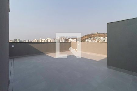 Apartamento à venda com 205m², 4 quartos e 4 vagasCobertura