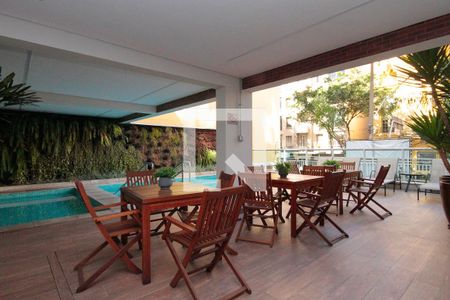 Apartamento à venda com 68m², 2 quartos e 1 vagaPiscina