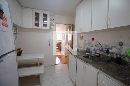 Apartamento à venda com 96m², 2 quartos e 1 vagaCozinha