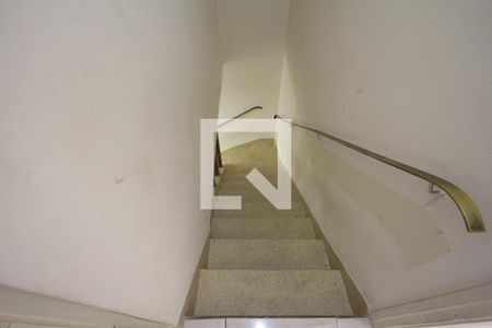 Escada de casa à venda com 3 quartos, 195m² em Indianópolis, São Paulo